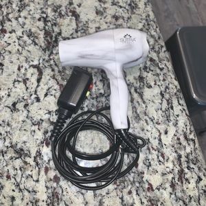 Sutra Beauty Travel Mini Hair Blow Dryer